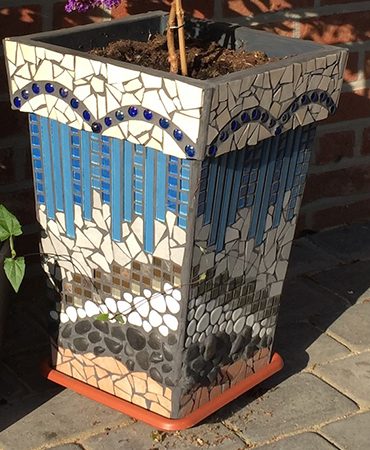 Mosaik-Blumentopf für den Garten