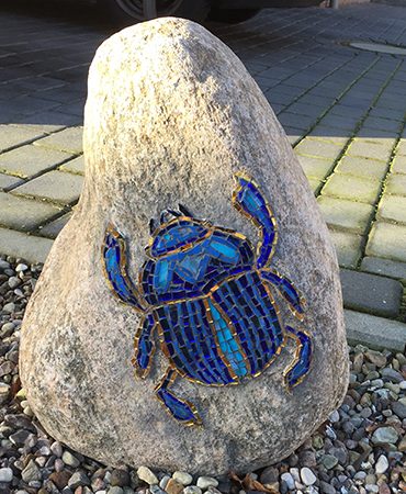 Mosaik Gartenobjekt Skarabäus
