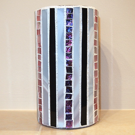 Vase mit Tiffanyglasmosaik