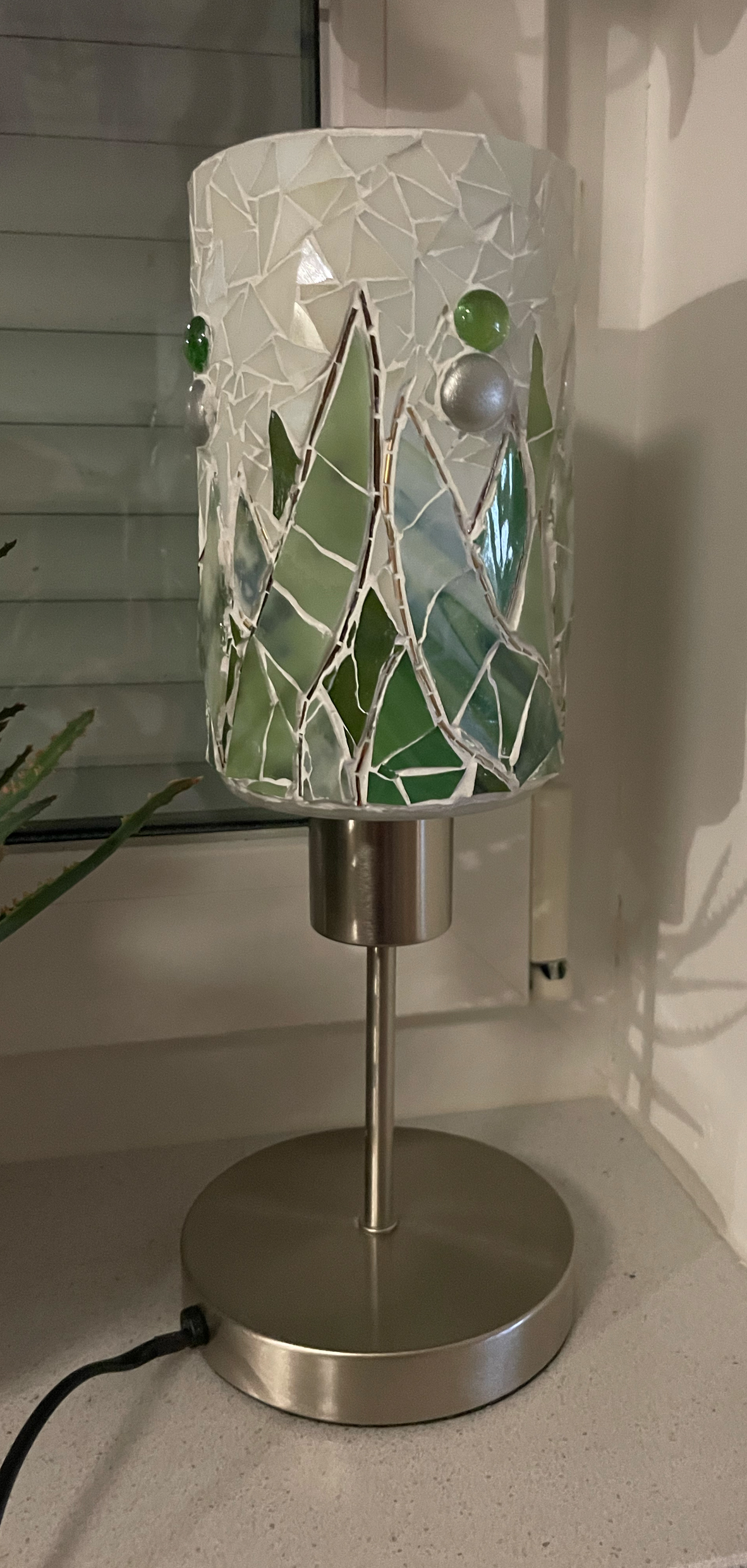 Tischleuchte oder Fensterleuchte mit Mosaik